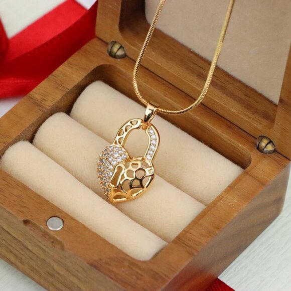 "Rose Gold Heart Lock Pendant with Crystal Accents and Cutout Design, XPPT1252 - Picture 7 of 12